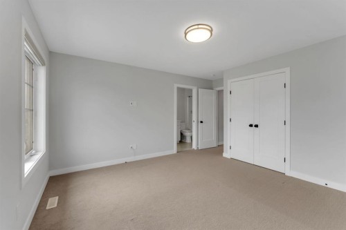 45 Carringsby Landing Nw, Calgary, AB - Indoor Photo Showing Other Room