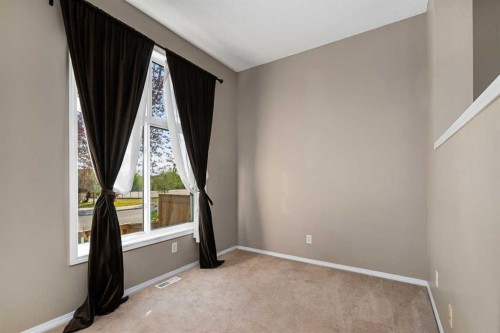 205 Mckenzie Towne Gate Se, Calgary, AB - Indoor Photo Showing Other Room