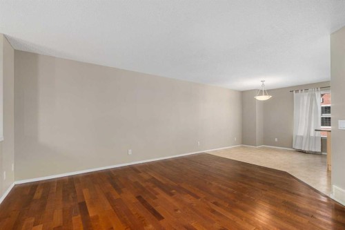 205 Mckenzie Towne Gate Se, Calgary, AB - Indoor Photo Showing Other Room