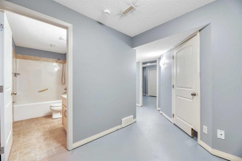 142 Ranch Ridge Court, Strathmore, AB - Indoor Photo Showing Other Room