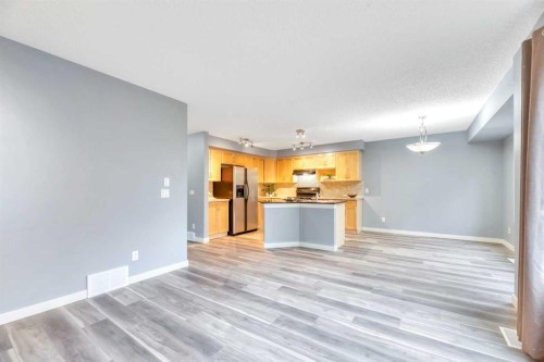 142 Ranch Ridge Court, Strathmore, AB - Indoor Photo Showing Kitchen