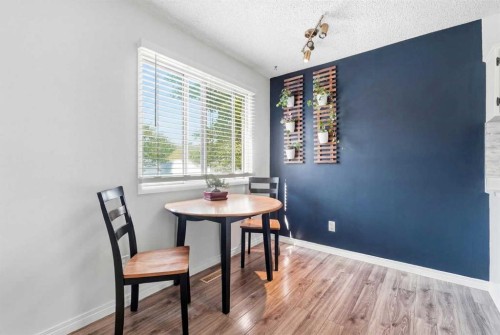 6503 Ranchview Drive Nw, Calgary, AB - Indoor Photo Showing Dining Room