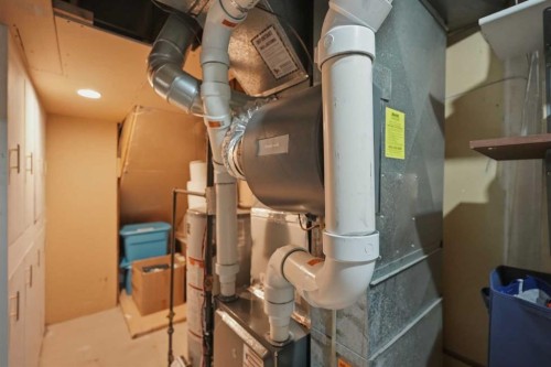 6503 Ranchview Drive Nw, Calgary, AB - Indoor Photo Showing Basement
