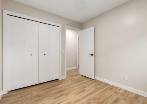 7956 71 Avenue Nw, Calgary, AB - Indoor Photo Showing Other Room