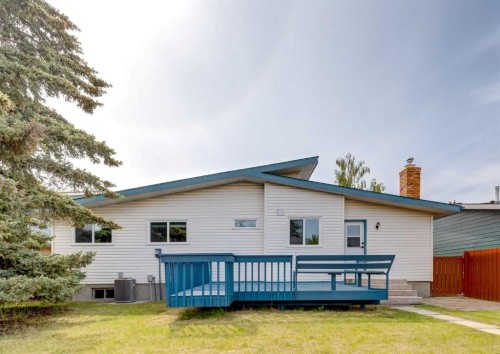 7956 71 Avenue Nw, Calgary, AB - Outdoor With Deck Patio Veranda
