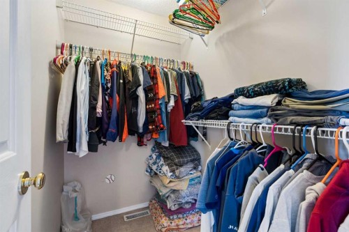 10433 Hidden Valley Drive Nw, Calgary, AB - Indoor With Storage