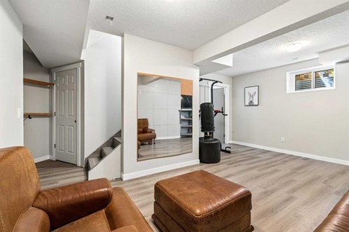 10433 Hidden Valley Drive Nw, Calgary, AB - Indoor