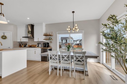 315 Monterey Place Se, High River, AB - Indoor Photo Showing Other Room