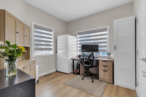 315 Monterey Place Se, High River, AB - Indoor Photo Showing Office