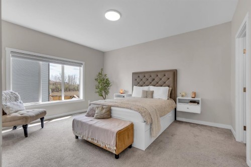 315 Monterey Place Se, High River, AB - Indoor Photo Showing Bedroom