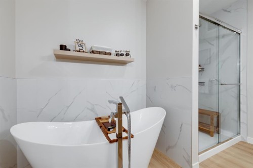 315 Monterey Place Se, High River, AB - Indoor Photo Showing Bathroom