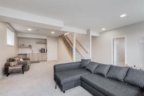 315 Monterey Place Se, High River, AB - Indoor Photo Showing Other Room