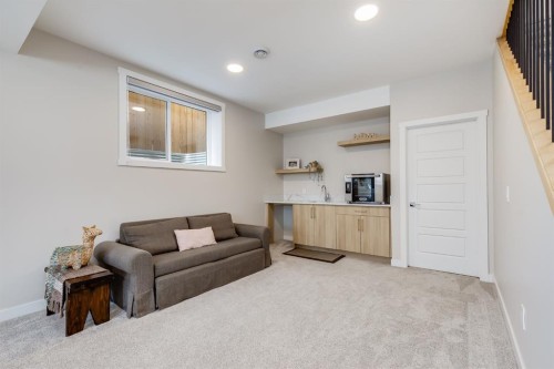 315 Monterey Place Se, High River, AB - Indoor