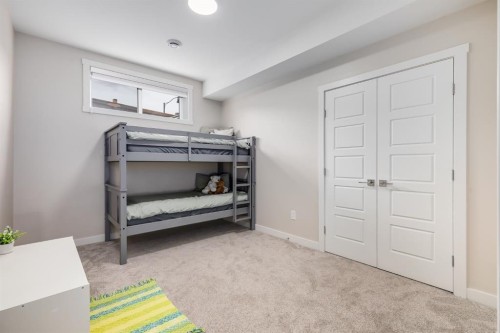 315 Monterey Place Se, High River, AB - Indoor Photo Showing Bedroom