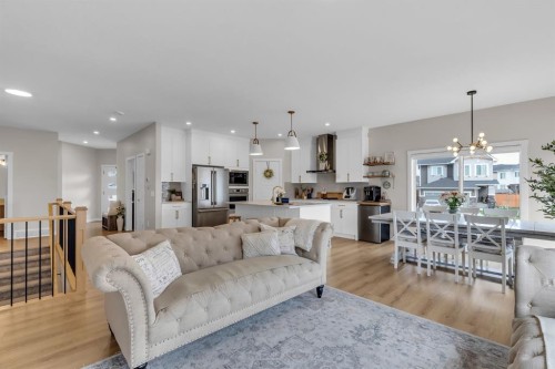 315 Monterey Place Se, High River, AB - Indoor Photo Showing Living Room