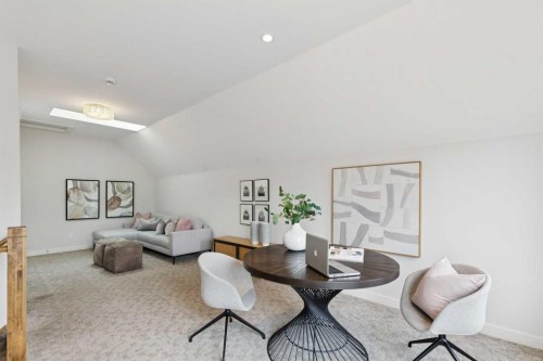 1-922 3 Avenue Nw, Calgary, AB - Indoor