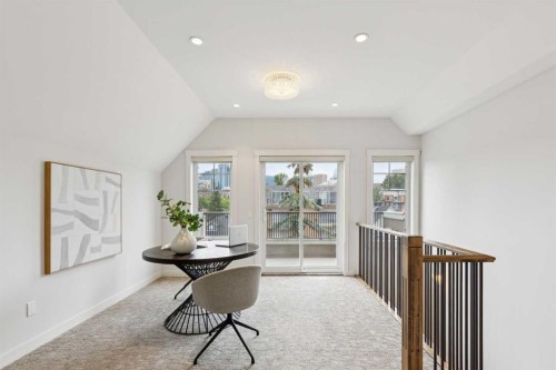 1-922 3 Avenue Nw, Calgary, AB - Indoor Photo Showing Other Room