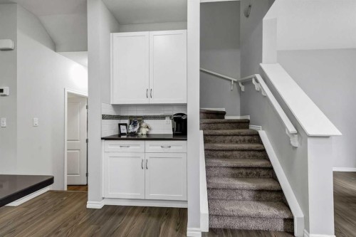 540 Evanston Link Nw, Calgary, AB - Indoor Photo Showing Other Room