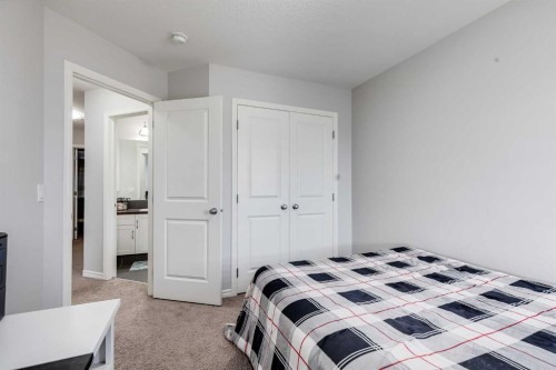 540 Evanston Link Nw, Calgary, AB - Indoor Photo Showing Bedroom