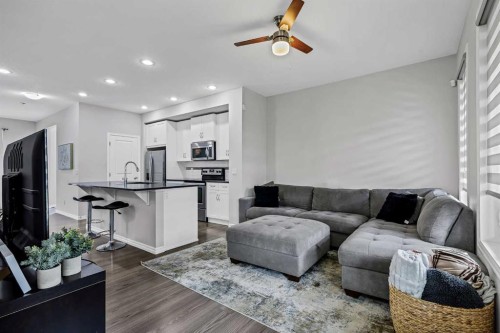 540 Evanston Link Nw, Calgary, AB - Indoor