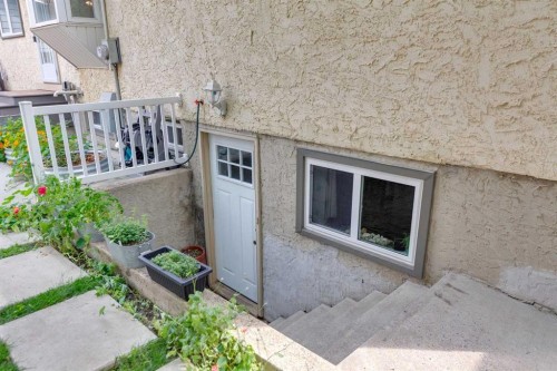 107 Bermuda Drive Nw, Calgary, AB - Outdoor With Exterior