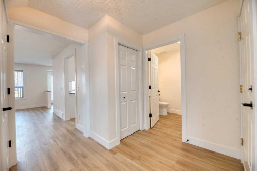 20 Taracove Crescent Ne, Calgary, AB - Indoor Photo Showing Other Room