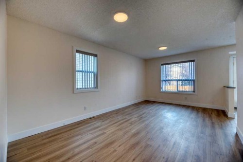 20 Taracove Crescent Ne, Calgary, AB - Indoor Photo Showing Other Room