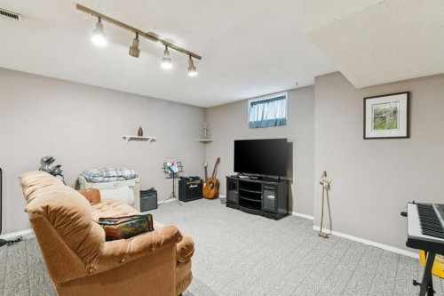 323 Ranchview Place Nw, Calgary, AB - Indoor