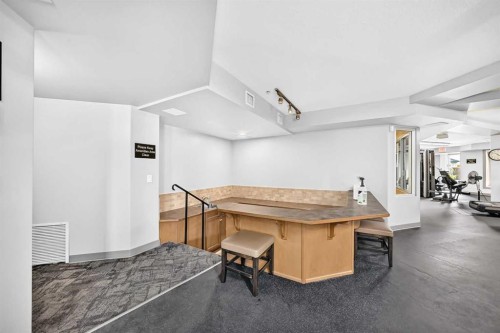 208-30 Cranfield Link Se, Calgary, AB - Indoor