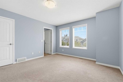 149 Prestwick Villas Se, Calgary, AB - Indoor Photo Showing Other Room