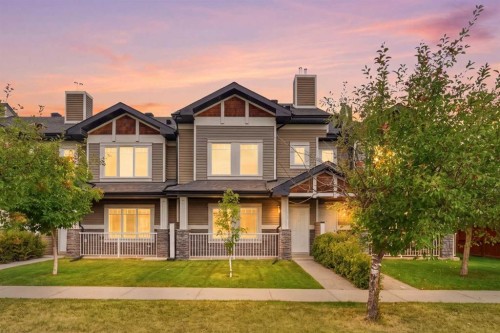 149 Prestwick Villas Se, Calgary, AB - Outdoor With Facade