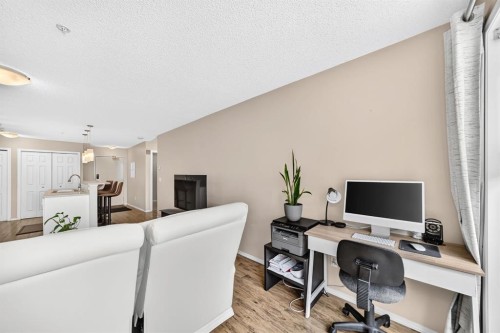 2133-700 Willowbrook Road Nw, Airdrie, AB - Indoor Photo Showing Office