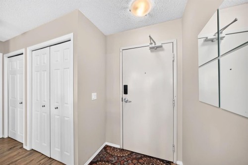 2133-700 Willowbrook Road Nw, Airdrie, AB - Indoor Photo Showing Other Room