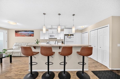 2133-700 Willowbrook Road Nw, Airdrie, AB - Indoor Photo Showing Other Room