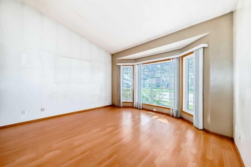 243 Erin Meadow Close, Calgary, AB - Indoor Photo Showing Other Room