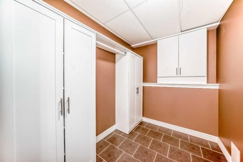 243 Erin Meadow Close, Calgary, AB - Indoor Photo Showing Other Room