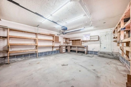 243 Erin Meadow Close, Calgary, AB - Indoor Photo Showing Garage