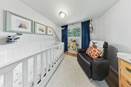 727 120 Avenue Sw, Calgary, AB - Indoor