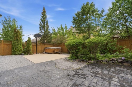 21 Royal Ridge Hill Nw, Calgary, AB - Outdoor