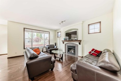 55 Eversyde Gardens Sw, Calgary, AB 