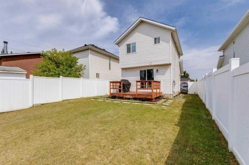 151 Rivercrest Close Se, Calgary, AB - Outdoor With Deck Patio Veranda
