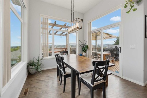 71 Pantego Way Nw, Calgary, AB - Indoor Photo Showing Dining Room