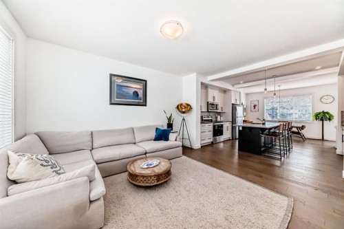 38 Precedence Glen, Cochrane, AB - Indoor Photo Showing Living Room