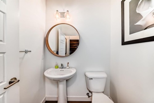 38 Precedence Glen, Cochrane, AB - Indoor Photo Showing Bathroom