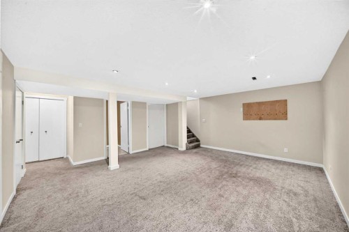 6607 Malvern Road Ne, Calgary, AB - Indoor