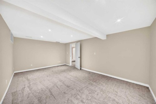 6607 Malvern Road Ne, Calgary, AB - Indoor