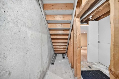 6607 Malvern Road Ne, Calgary, AB - Indoor