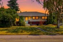 2622 42 Street Se, Calgary, AB  - Outdoor 