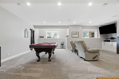 27 Sundown Way, Cochrane, AB - Indoor Photo Showing Other Room