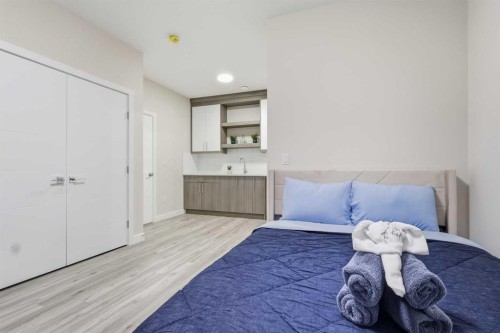 110 Red Sky Villas Ne, Calgary, AB - Indoor Photo Showing Bedroom